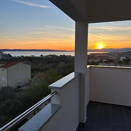 Apartment Marko With A Beautiful View Of The Sea Kaštel Sućurac المظهر الخارجي الصورة
